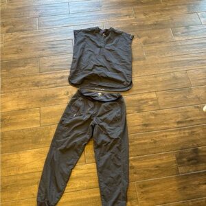 healing hands Black Two-Piece Scrub Set - Top & Jogger Pants